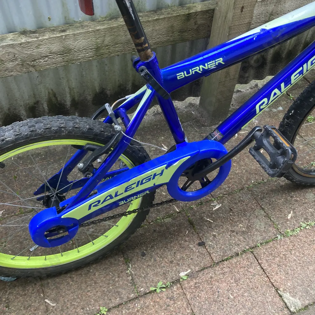 Raleigh Burner Blue & Yellow Kids Bike Image 1++